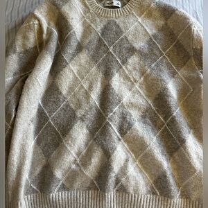 Hollister Beige Argyle Sweater